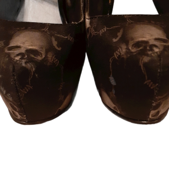 Andrea Black Platform Mary Jane Heels - Picture 5 of 9